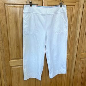 Fresh Produce white capris size XL